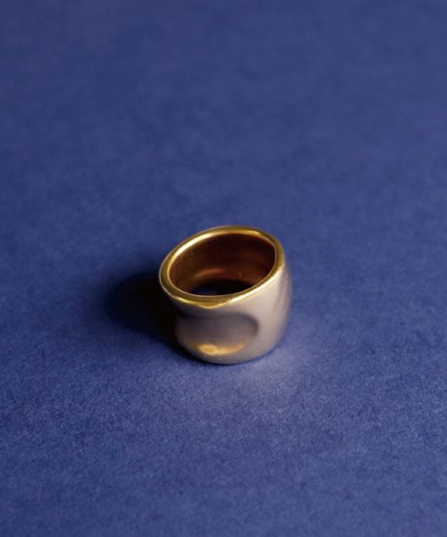 ＜TEN.＞ディンプルリング/ゴールドカラー ＜TEN あらかじめご了承ください