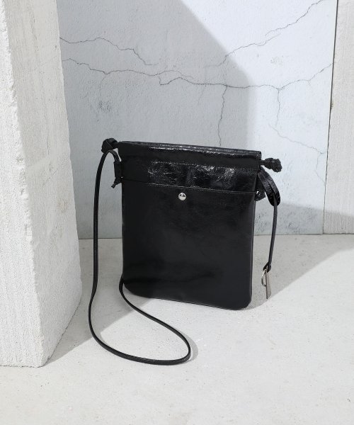 UNGRID bag(アングリッド　バッグ)/メタリック ミニショルダーバッグ パスポート入れ、スマホケース/img04