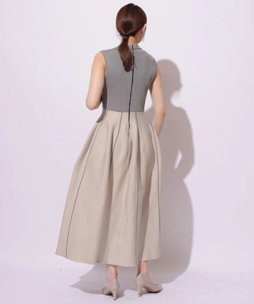 フレアニットワンピース 予めご了承ください