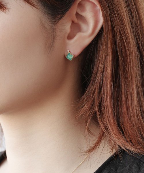 TOCCA(TOCCA)/【WEB限定＆数量限定】BLUE STAR K10 PIERCED EARRINGS K10 天然石ピラミッドカット ピアス/img04