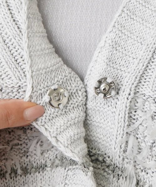 ショート丈ニットカーディガン 