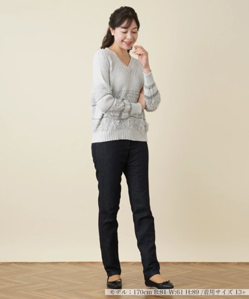 Vネックニットプルオーバー 