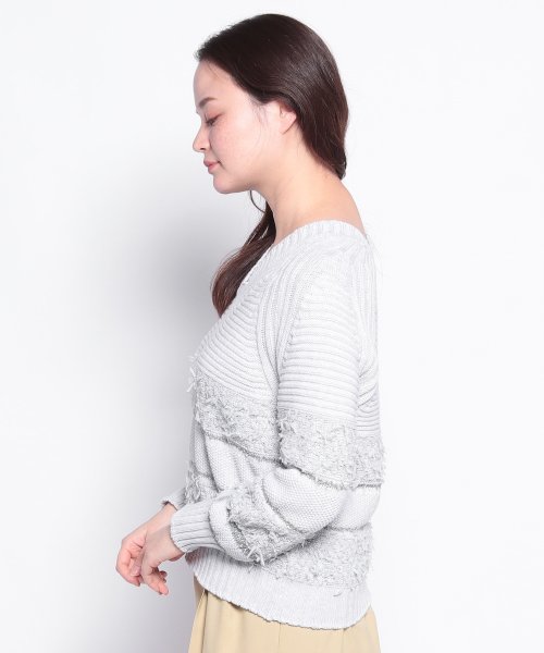 Vネックニットプルオーバー 