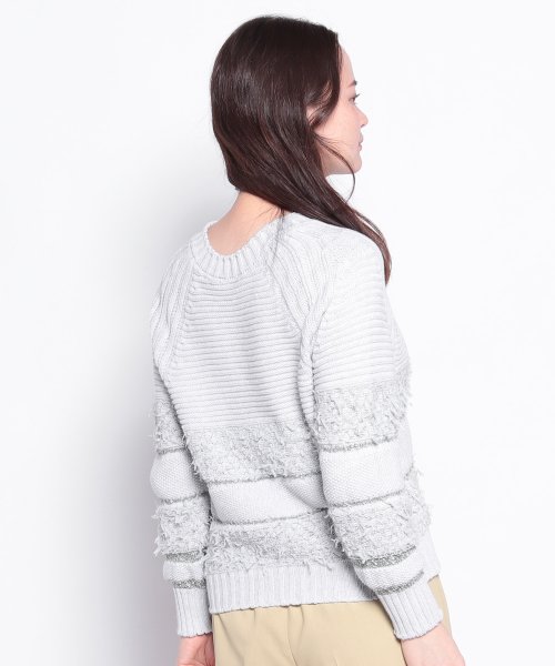 Vネックニットプルオーバー 