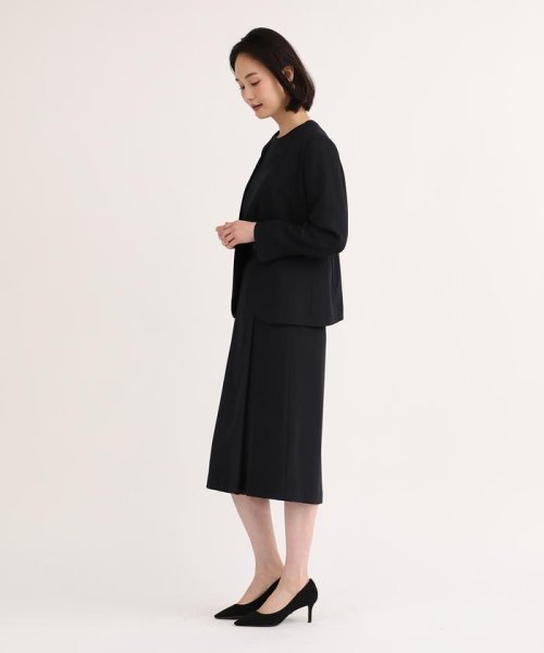 ノーカラージャケット 