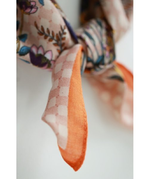CAWAII(カワイイ)/縁取りオレンジの花柄スカーフ/img11