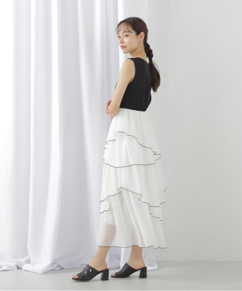 スムースドッキングボリュームアシメワンピース 商品説明一枚でスタイルが決まる！スムースカットソーとシアースカートをドッキングしたレディなワンピースです。配色の効いた E1438215098(11000円)