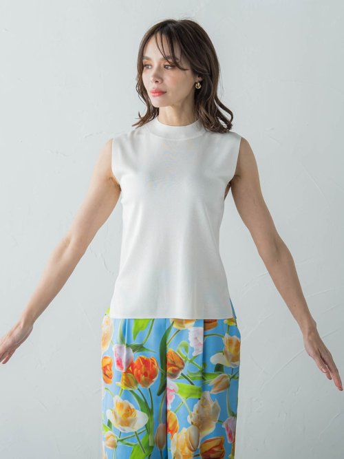 LUCINDAノースリーブニット≪手洗い可能≫ OCQ1498193467(11440円)