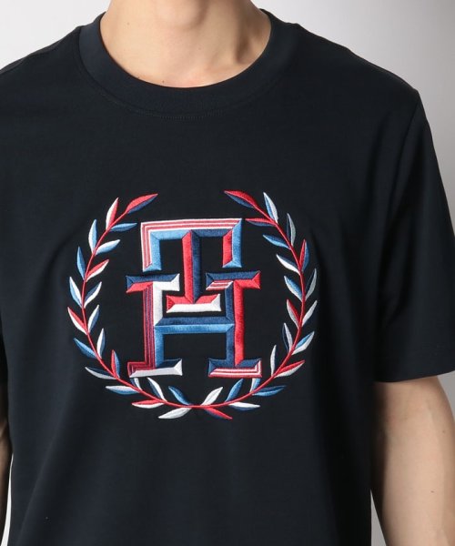 TOMMY HILFIGER(トミーヒルフィガー)/ローレルモノグラムマルチカラーTシャツ/img11