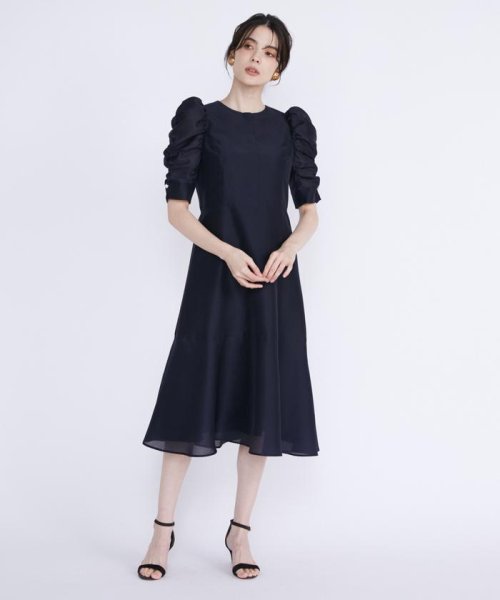 《M Maglie le cassetto》ギャザースリーブワンピース Maglie le