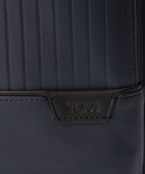 ボディバッグ TUMI Harrison 「グレゴリー」スリング グレゴリー