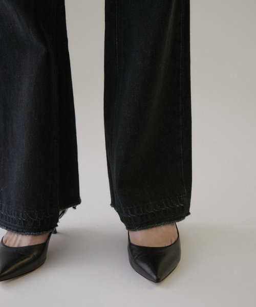 【追加】COTTON USAセミフレアデニム2 ■モデル身長 着用サイズ COTTON 166cm ショートヘアモデル