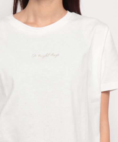 NICE CLAUP OUTLET(ナイスクラップ　アウトレット)/シンプルラメロゴ刺繍Tシャツ/img25