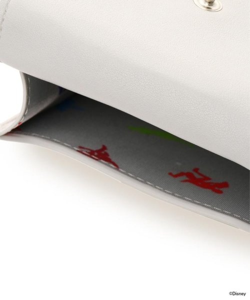 『ツイステッドワンダーランド』コレクション スマホショルダー ナイトレイブンカレッジ に存在する7