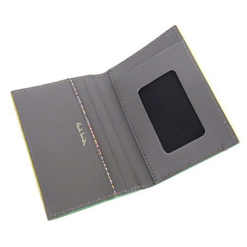 PAUL SMITH ポールスミス カード ケース 名刺入れ レザー 商品説明ポールスミス/PAULSMITH/カードケースゴールドのロゴが映える、洗練されたデザインのパスケース。通勤通学にピッタリなアイテム♪【 K1447373709(11000円)