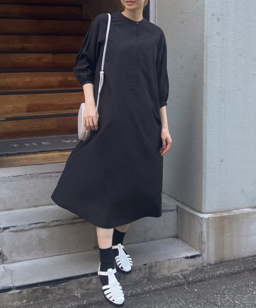 【Audrey and John Wad】インナー付き7分袖フレアワンピース 