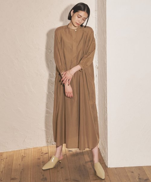 【Audrey and John Wad】インナー付き7分袖フレアワンピース 