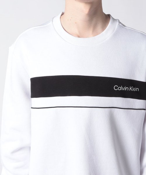 Calvin Klein(カルバンクライン)/【Calvin Klein / カルバンクライン】トップス トレーナー スウェット プルオーバー フロントロゴ 長袖 モノトーン クルーネック 40QC407/img03