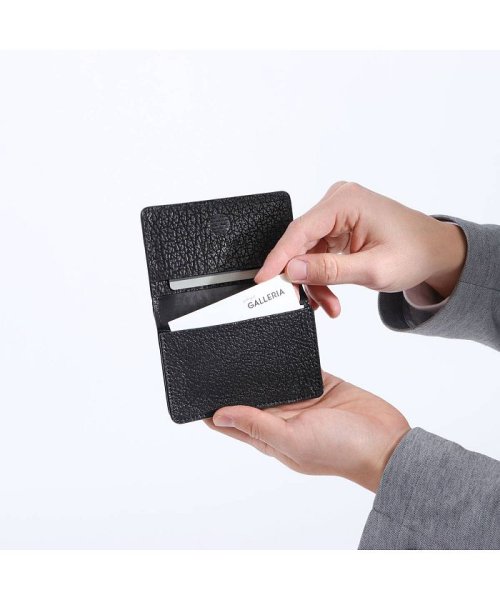 クベラ 9981 名刺入れ KUBERA 9981 シャークスキン EXOTIC SHARK BUSINESS CARD CASE 二つ折り 51308 