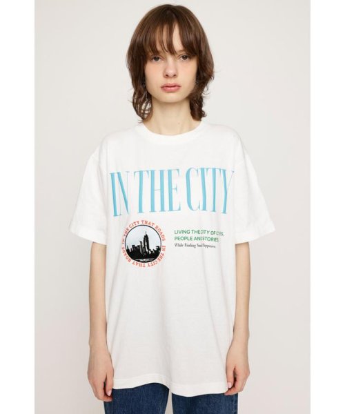 SLY(スライ)/IN THE CITY LOOSE Tシャツ/img04