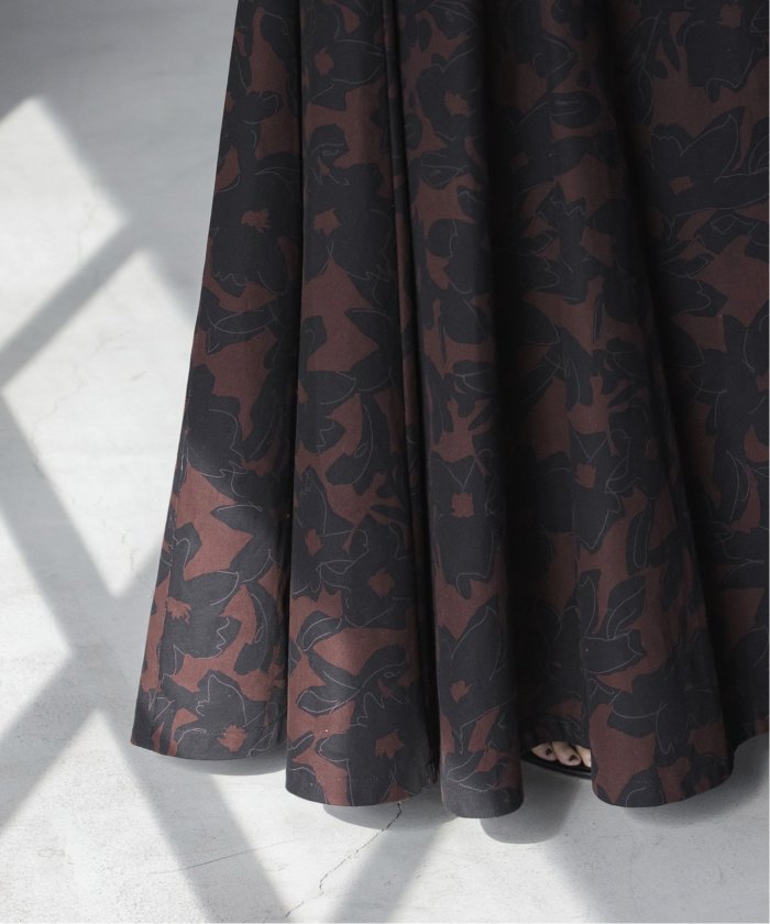 アルチザンフラワープリントフレアスカート 最 安値 で