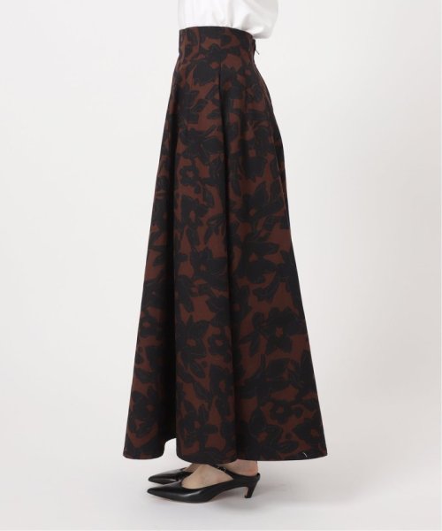 アルチザンフラワープリントフレアスカート 