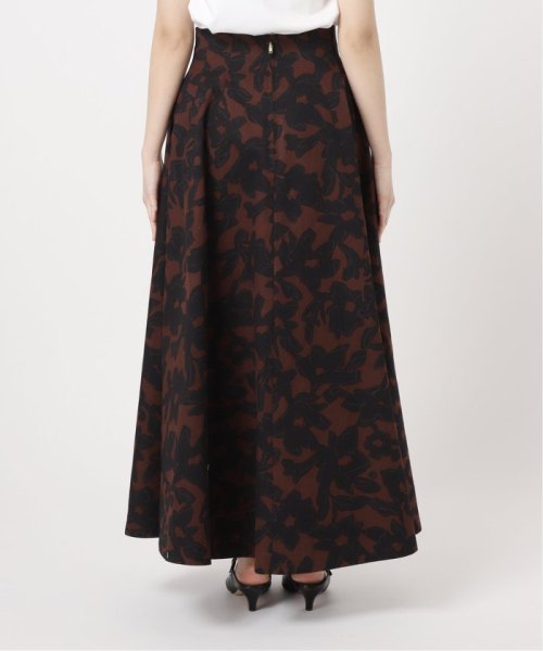 アルチザンフラワープリントフレアスカート 