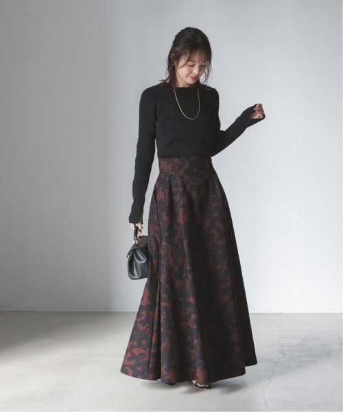 アルチザンフラワープリントフレアスカート 