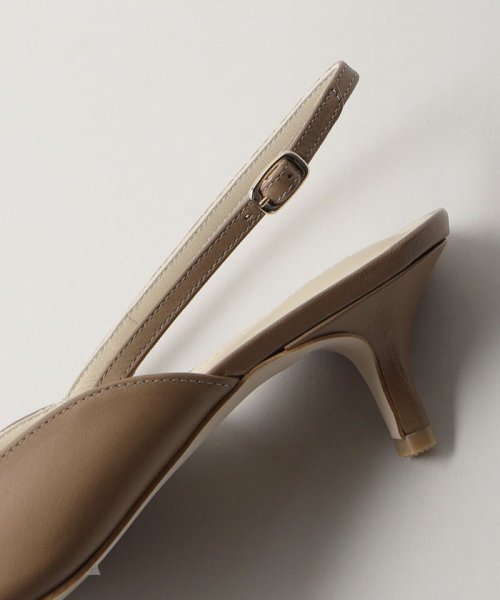 ウェーブラインバックベルト パンプス45↓↑ あらかじめご了承ください