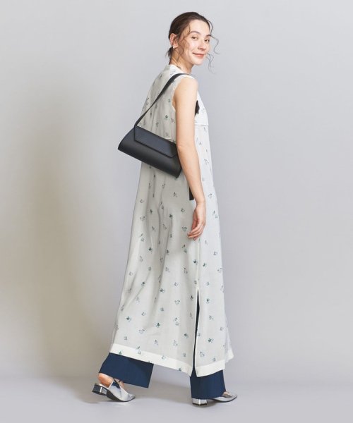 【WEB限定】ソリッド＆フラワー ケープノースリーブワンピース B80 W56 H85