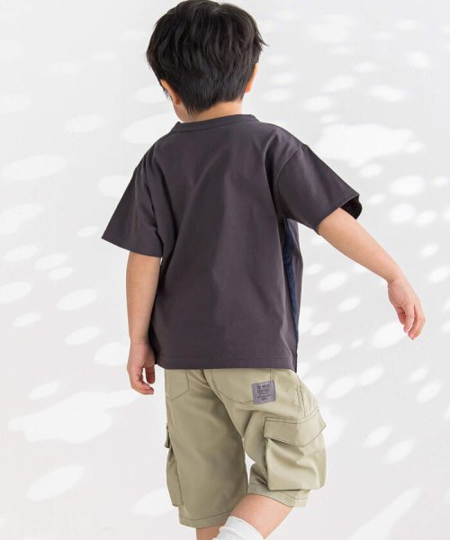 BeBe Petits Pois Vert(ベベ プチ ポワ ヴェール)/ロゴ文字プリントTシャツ(95~150cm)/img04