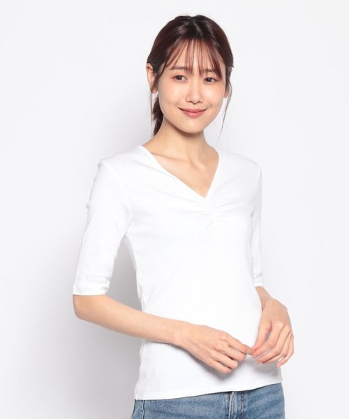 BENETTON (women)(ベネトン（レディース）)/Vネックギャザー5分袖リブTシャツ・カットソー/img04