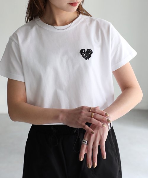 Riberry(リベリー)/ハートロゴラメ刺繍コンパクトTシャツ/img22