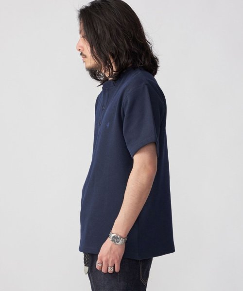 SHIPS MEN(シップス　メン)/*SHIPS: ワンポイント ロゴ バーズアイ ヘンリーネック Tシャツ 24SS/img09