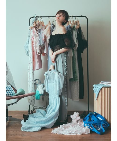 サイドフリルワイドパンツ 予めご了承ください