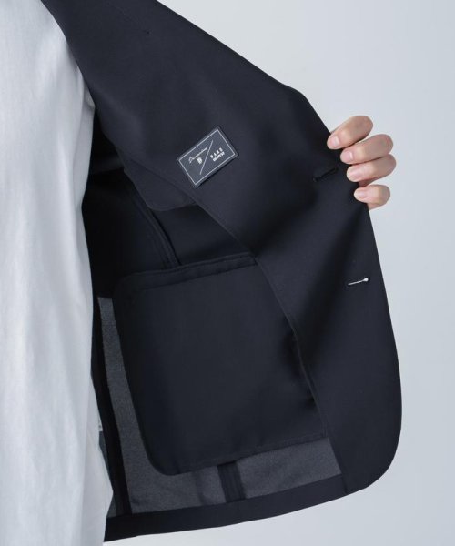 「Damerino」ライトウェイトストレッチセットアップ Damerino オン