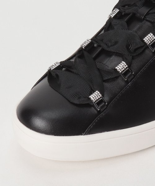 レースアップスニーカー 