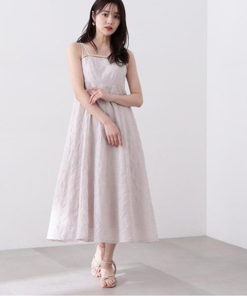 コードエンブロイダリーワンピース 