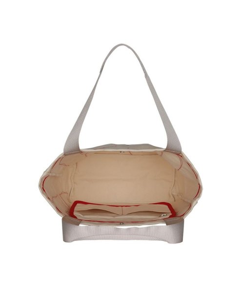 [カンペール] Ceferino トートバッグ 商品説明刺繍がポイントのオーガニックコットン製新作トート「CEFERINO(セフェリノ)」は、シューズコレクションにあるエンブロイダリー(刺繍)テクニックを取り入れたトートバッグです。本 J1399727016(10725円)