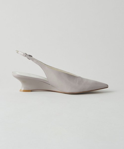 カーヴィーウェッジバックベルト パンプス45 あらかじめご了承ください