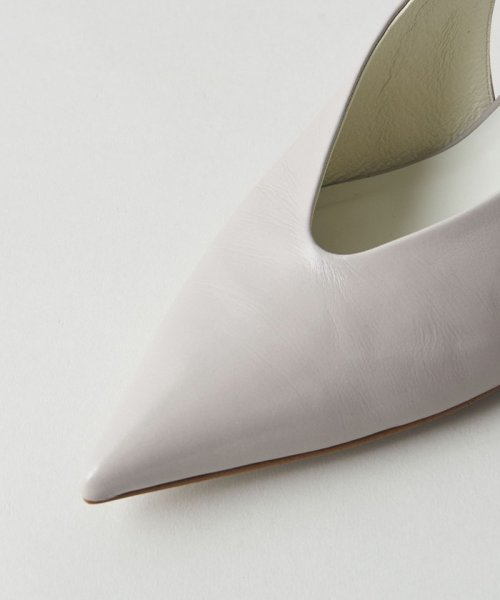 カーヴィーウェッジバックベルト パンプス45 あらかじめご了承ください