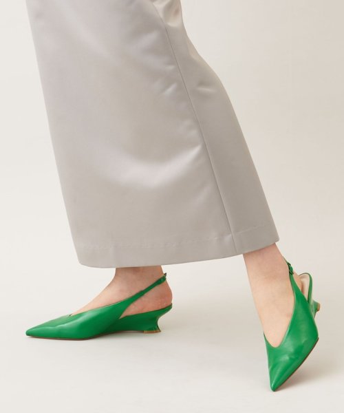 カーヴィーウェッジバックベルト パンプス45 あらかじめご了承ください