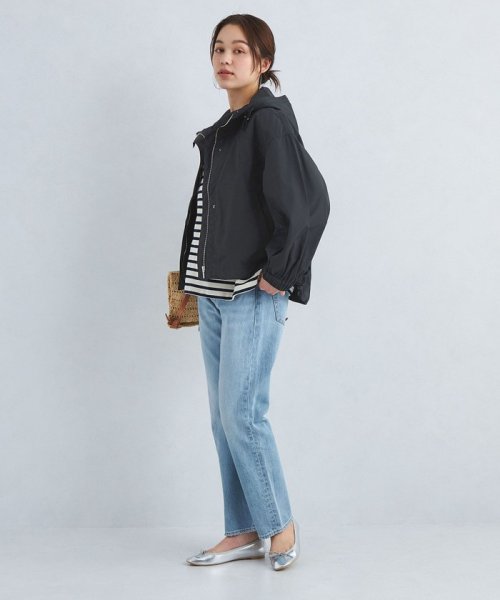 フーディ ライト ブルゾン －UVカット・撥水・ウォッシャブル－ W58 着用サイズ：M