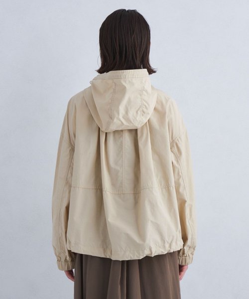 フーディ ライト ブルゾン －UVカット・撥水・ウォッシャブル－ W58 着用サイズ：M