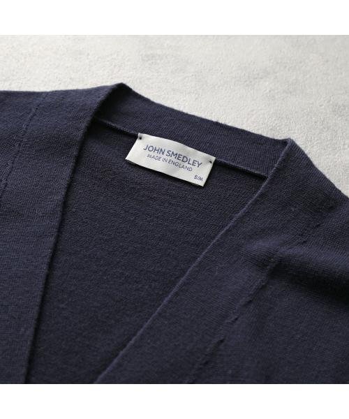 JOHN SMEDLEY カーディガン ALBIN Vネック 商品説明・肌触りの良いメリノウール製Vネック長袖カーディガン・ロング丈・サイドスリット・ポケットなし・ボタン留め※天然繊維の性質上、起毛の乱れや染色の過程において、製品の色ムラが見受けら M2200076501(17027円)