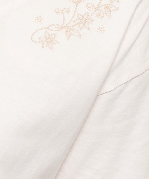 BENETTON (women)(ベネトン（レディース）)/花柄刺繍Vネック半袖Tシャツ・カットソー/img08