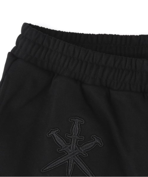 LHP(エルエイチピー)/UNKNOWN LONDON/アンノウンロンドン/BLACK ON BLACK DAGGER EMBROIDERY SHORTS/img05