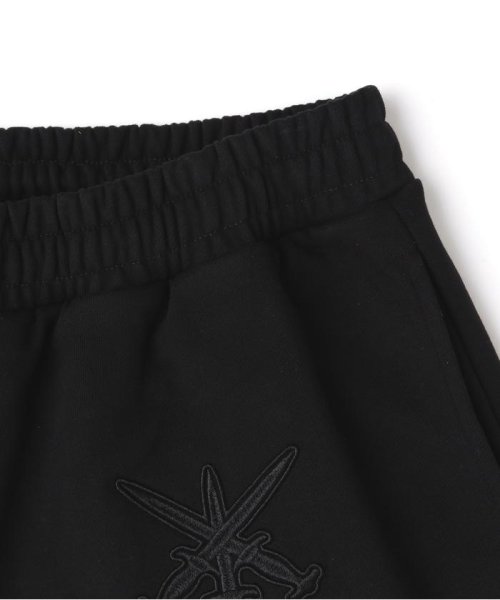 LHP(エルエイチピー)/UNKNOWN LONDON/アンノウンロンドン/BLACK ON BLACK DAGGER EMBROIDERY SHORTS/img06