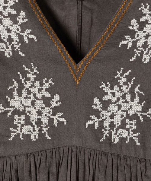 little black:〈手洗い可能〉インド 刺繍 袖 フリル デザイン ワンピース ◇ 