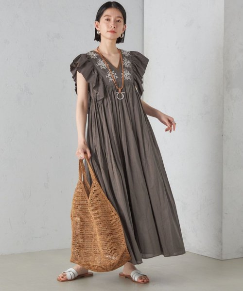 little black:〈手洗い可能〉インド 刺繍 袖 フリル デザイン ワンピース ◇ 